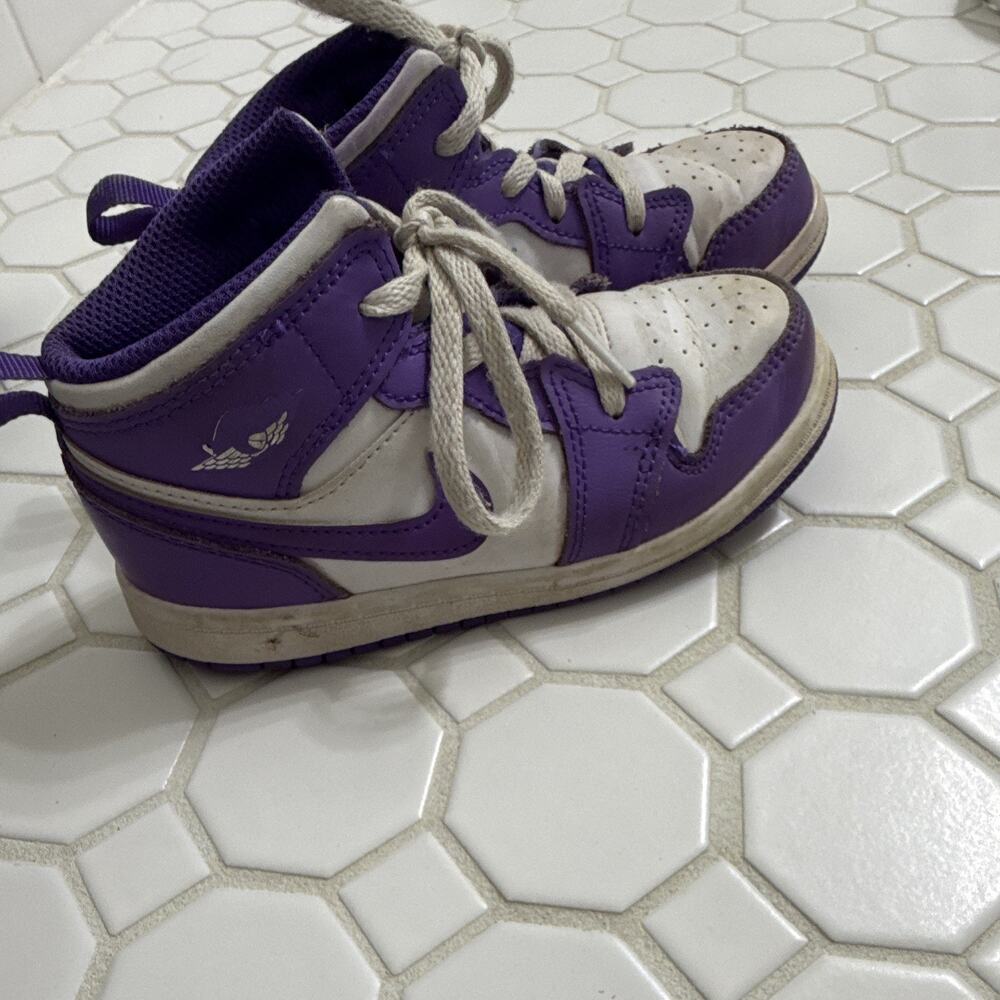 Nike Dunk High Unisex Kids High Top Sneaker Purple/White Leather Lace Up 10C